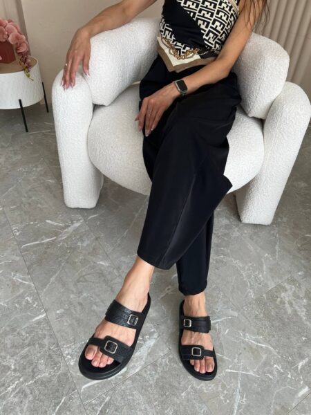 Шкіряні шльопанці Majorca SH120 (чорний пітон)