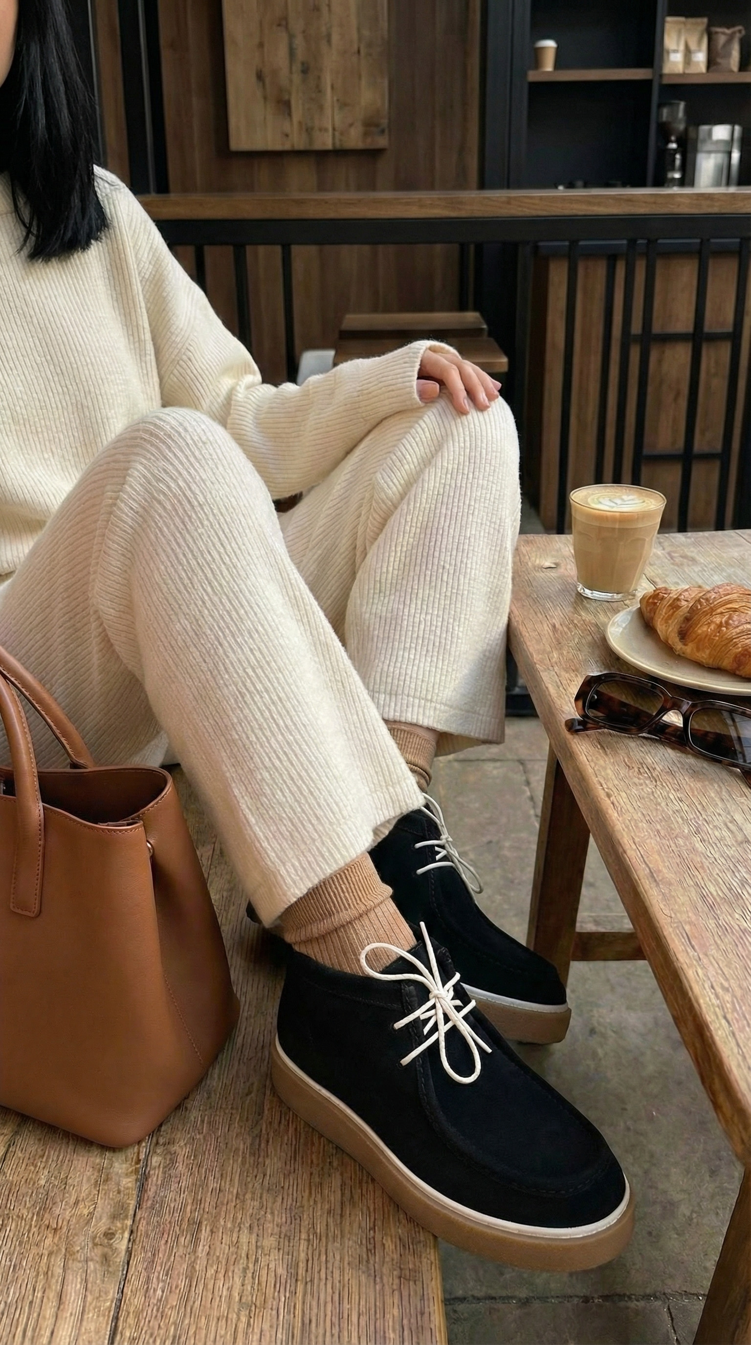 Замшеві напівчеревики Tiffany BT154 (чорний)