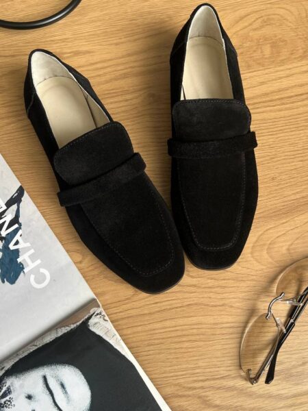 Замшеві лофери Mira L111 (чорний)