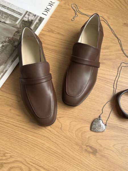 Шкіряні лофери Mira L111 (шоколад)