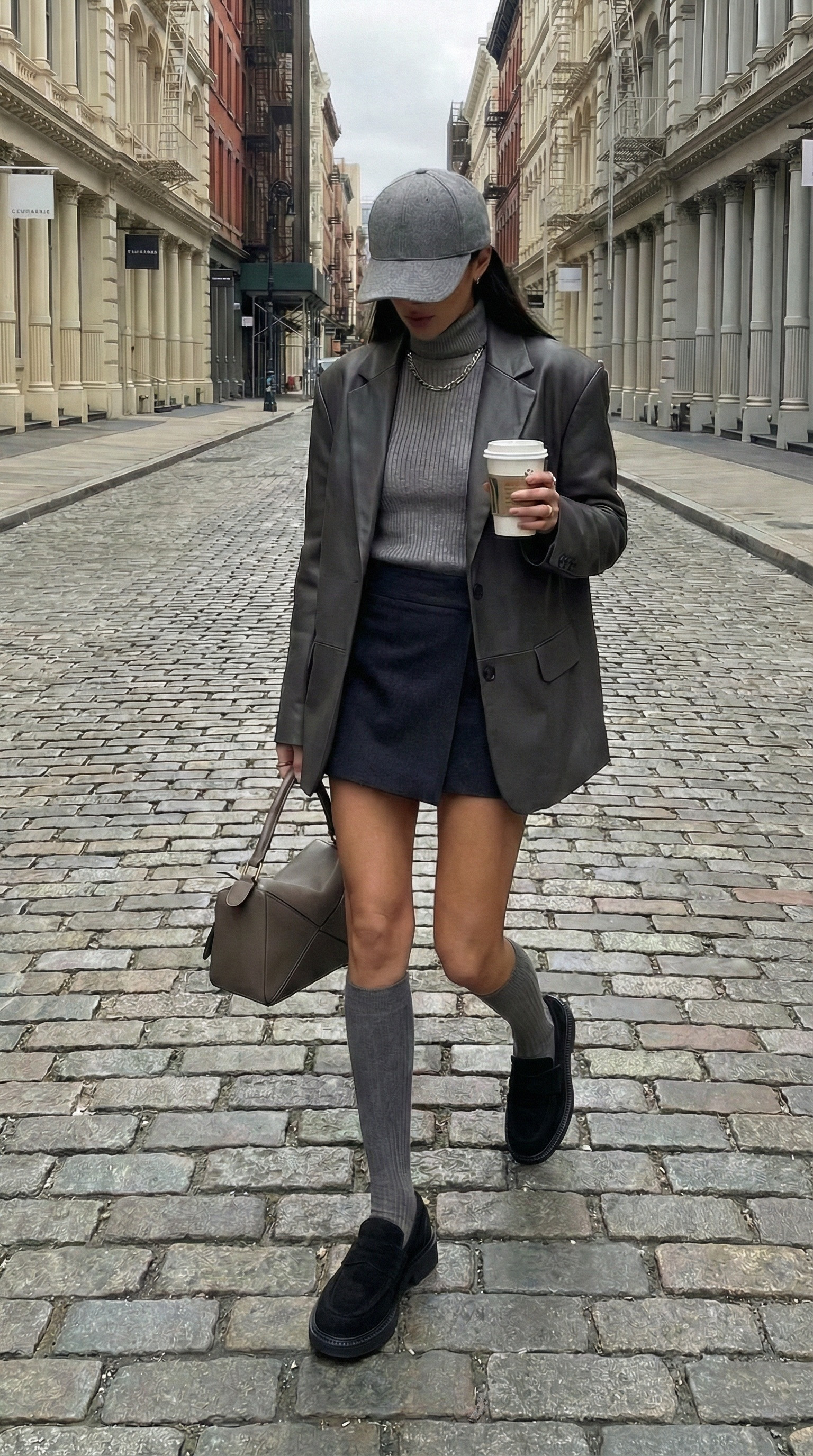 Замшеві лофери Linda L122 (чорний)