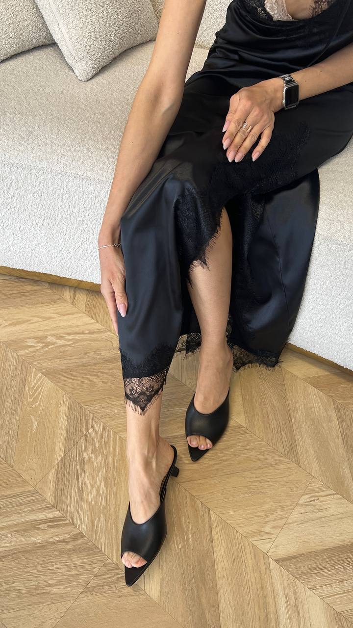 Шкіряні мюлі-шльопанці Sindy M113 (чорний)